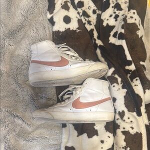 Women’s pink nike blazers